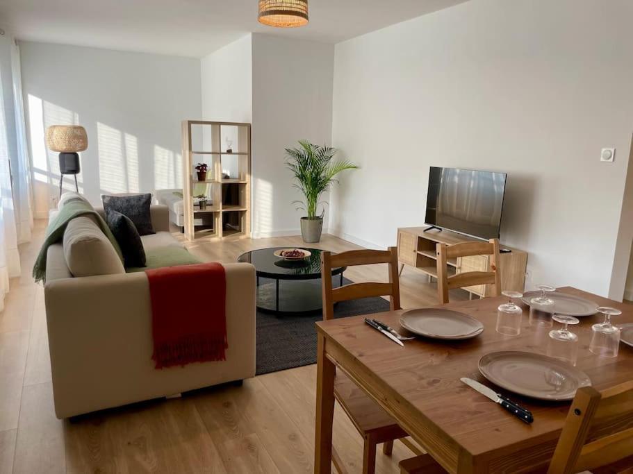 Appartement 73M2 - 2 Chambres - Parking - Wi-Fi トゥールーズ エクステリア 写真